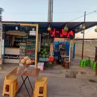 اجاره یه باب دکه درنوشین شهر