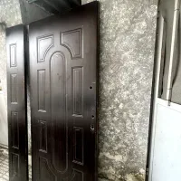 درب ورودی ساختمان