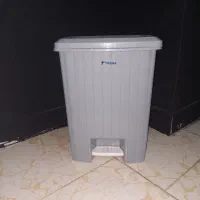 سطل زباله پدالی Tessa