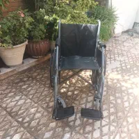 ویلچر معمولی تاشو  تمیز و سالم قیمت مناسب|آرایشی، بهداشتی، درمانی|شهریار, اسد‌آباد|دیوار