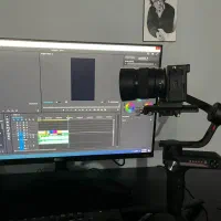 به فیلمبردار با دوربین و ادیتور با سیستم نیازمندیم