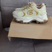 کتونی سایز۳۸