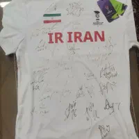 تیشرت امضاشده تیم ملی