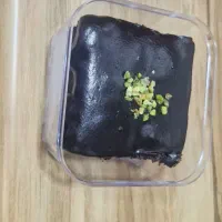 استخدام فروشنده خانم قنادی نیشکر