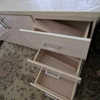 سه متر کابینت .ارتفاع ۹۰  .عرض رویه ۶۰