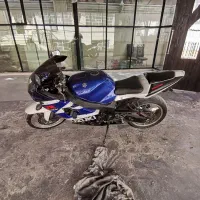 سوزکی 2005Gsx1000