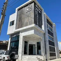 منشی بیمارستان دامپزشکی