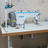 چرخ خیاطی جک f8 در حد نو