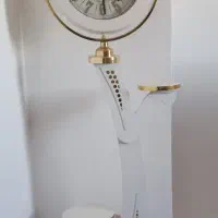 ساعت ایستاده