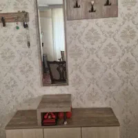 جاکفشی، آویز لباس به همراه آینه