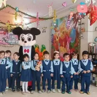 گروه هنری نمایش عروسکی مجری مدارس جشن شکوفه ها