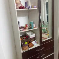 کمد رختخواب و آویز لباس