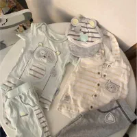 لباس بچگانه