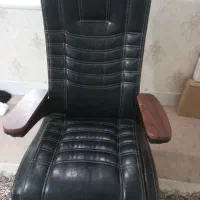 صندلی مدیریت تمام چرم