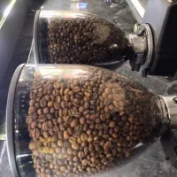 باریستا و کمک باریستا