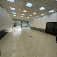 مغازه-بر-خیابان-انقلاب-نمایشگاه-فروشگاه-و