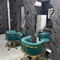 آینه آرایشگاه قدی|آرایشگاه و سالن‌های زیبایی|کرمانشاه, |دیوار