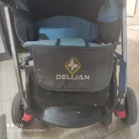 کالسکه دو قلو