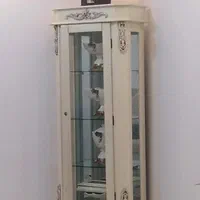 تخت و کمد