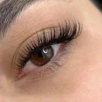 اکستنشن مژه حرفه‌ای با قیمت ویژه