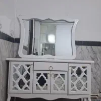 آینه و کنسول بسیار شیک|بوفه، ویترین، کنسول|جوانرود, |دیوار