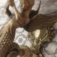 لوستر قدیمی دیواری
