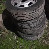 لاستیک درحد نو میباشد|قطعات یدکی و لوازم جانبی|رودسر, |دیوار