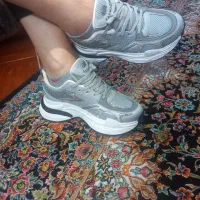 کتونی اورجینال سایز ۳۹ اصلی فقط جفتی ۷۰۰هزار|کیف، کفش، کمربند|اسلامشهر, شهرک لاله|دیوار