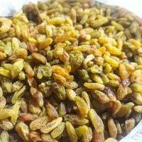 کشمش علای کاشمر