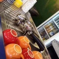 سلام به یک نفر باریستا خانم نیازمندیم