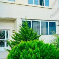 قدوسی غربی۱۳۵متر سالن بزرگ جنوبی با تراس بزرگ|فروش آپارتمان|شیراز, قدوسی غربی|دیوار