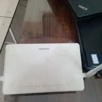 یک مودم سالم  فیبر نوری، لبتاب نیاز به تعمیر