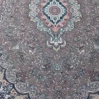 فرش ماشینی سالم تمیز ..بدون پارگی و..