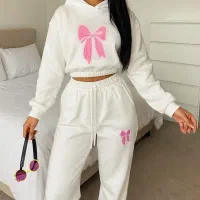 هودی کلاهدار با شلوار