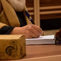 وکیل پایه یک دادگستری،