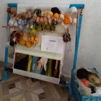 دار قالی با ابزار