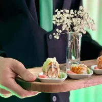 آبدارچی / آشپز / نظافتچی / خدمات / خانم