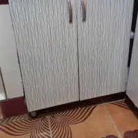 کابینت فلزی و شیشه ای دست دوم|حراج|بروجن, |دیوار