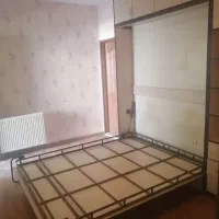 تخت دو نفره تاشو تمیز و نو با کمد آینه