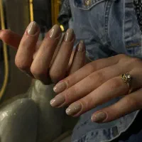 خدمات کاشت ناخن