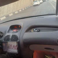 پژو ۲۰۶ تیپ ۳ مدل ۱۴۰۱ مانیتور و دوربین عقب داره
