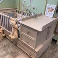 تخت و کمد نوزادی /نوجوان