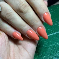 کاشت ناخن 50 درصد تخفیف