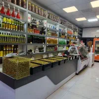 مغازه-بر-خیابان-اصلی-رودبار