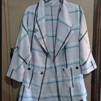 دو عدد پالتو نو|لباس|گرگان, |دیوار