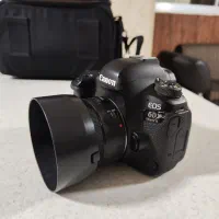 دوربین کنون 6D مارک ۲ با لنز ۵۰ فیکس