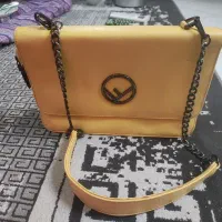 کیف مارک. برند فندی
