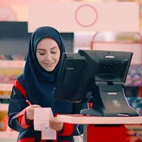 فروشنده خانم مسلط به نرم افزار هلو