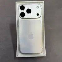 17 pro 256 silver ۵۰ بار شارژ