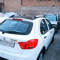 کوییکR بی رنگ مدل 1400|خودرو سواری و وانت|نسیم‌شهر, |دیوار